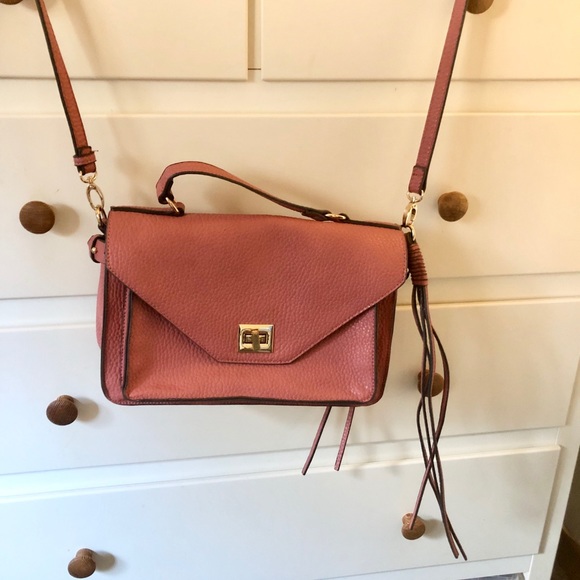 Pink faux leather cross body purse - Picture 1 of 6